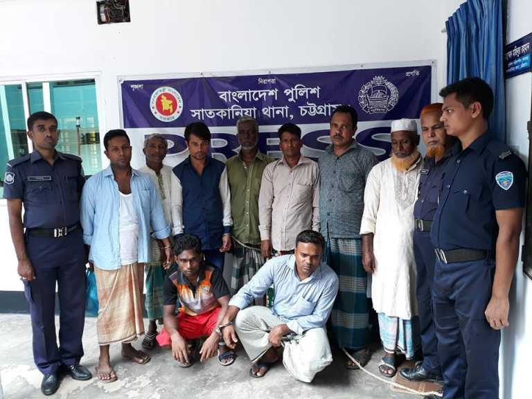 সাতকানিয়ায় ২৪ ঘন্টায় আটক ৩৫ আসামি