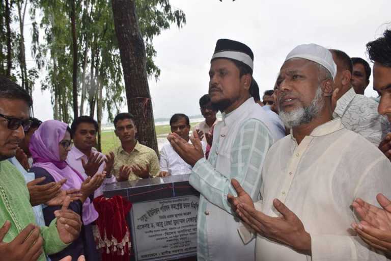 নলুয়া ইউনিয়ন পরিষদ কমপ্লেক্স ভবন নির্মাণ কাজের ভিত্তি প্রস্তনে এমপি নদভী
