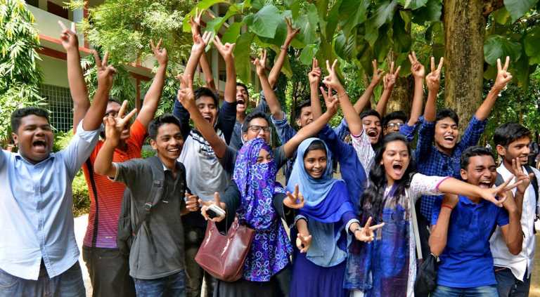 চট্টগ্রামে এইচএসসিতে পাসের হার ৬২.৭৩ শতাংশ