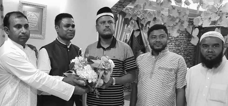 দুবাইতে আওয়ামীলীগের সংবর্ধনায় এমপি নদভী