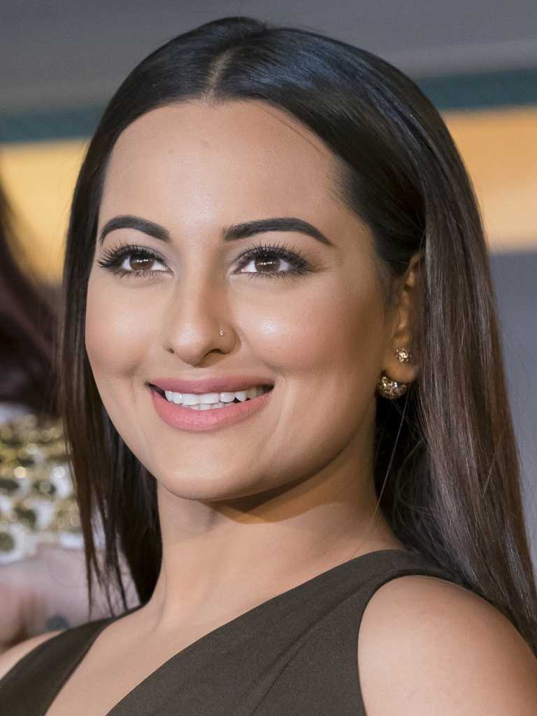 আবারো ‘দাবাং থ্রি সোনাক্ষীর