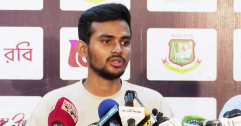 সাকিব দেশে ফেরা-ত্যাগে আইনি বাধা নেই: যুব ও ক্রীড়া উপদেষ্টা আসিফ মাহমুদ