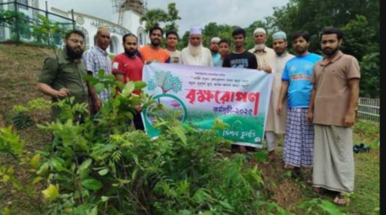 লোহাগাড়াতে ৩ দিনব্যাপী বৃক্ষরোপণ কর্মসূচি