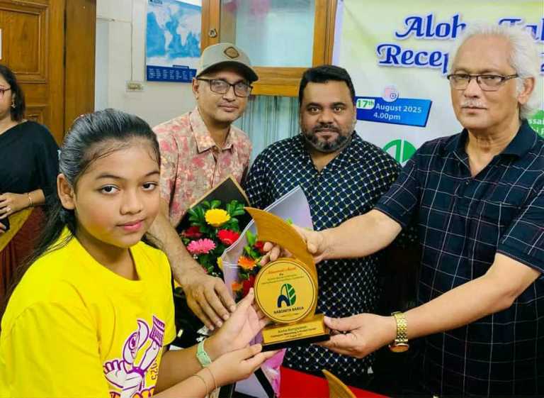 কম্বোডিয়ায় আন্তর্জাতিক গণিত প্রতিযোগিতায় চ্যাম্পিয়ন এলোহার কৃতি শিক্ষার্থীদের সংবর্ধনা