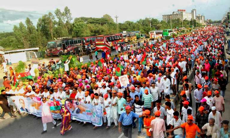 আনোয়ারায় বর্ণাঢ্য র‌্যালি বিএনপির প্রতিষ্ঠা বার্ষিকী উপলক্ষে